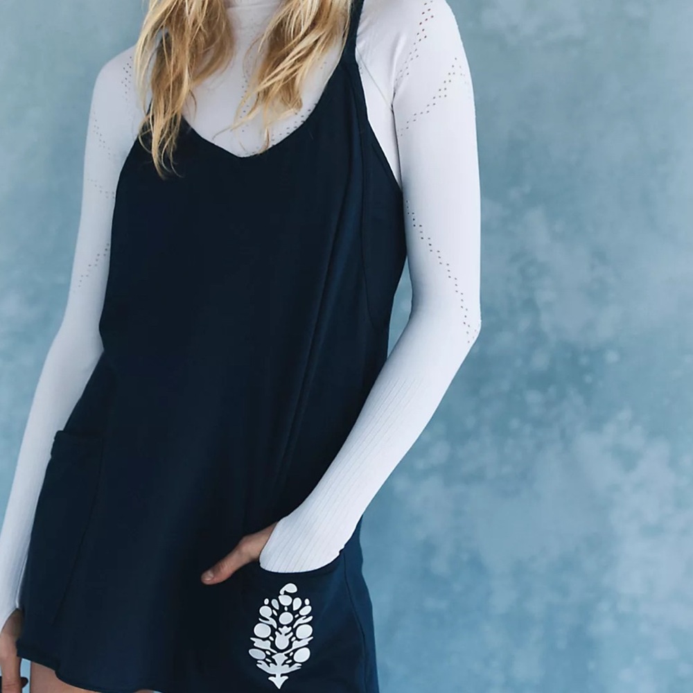 Hot Shot Mini Dress Logo
